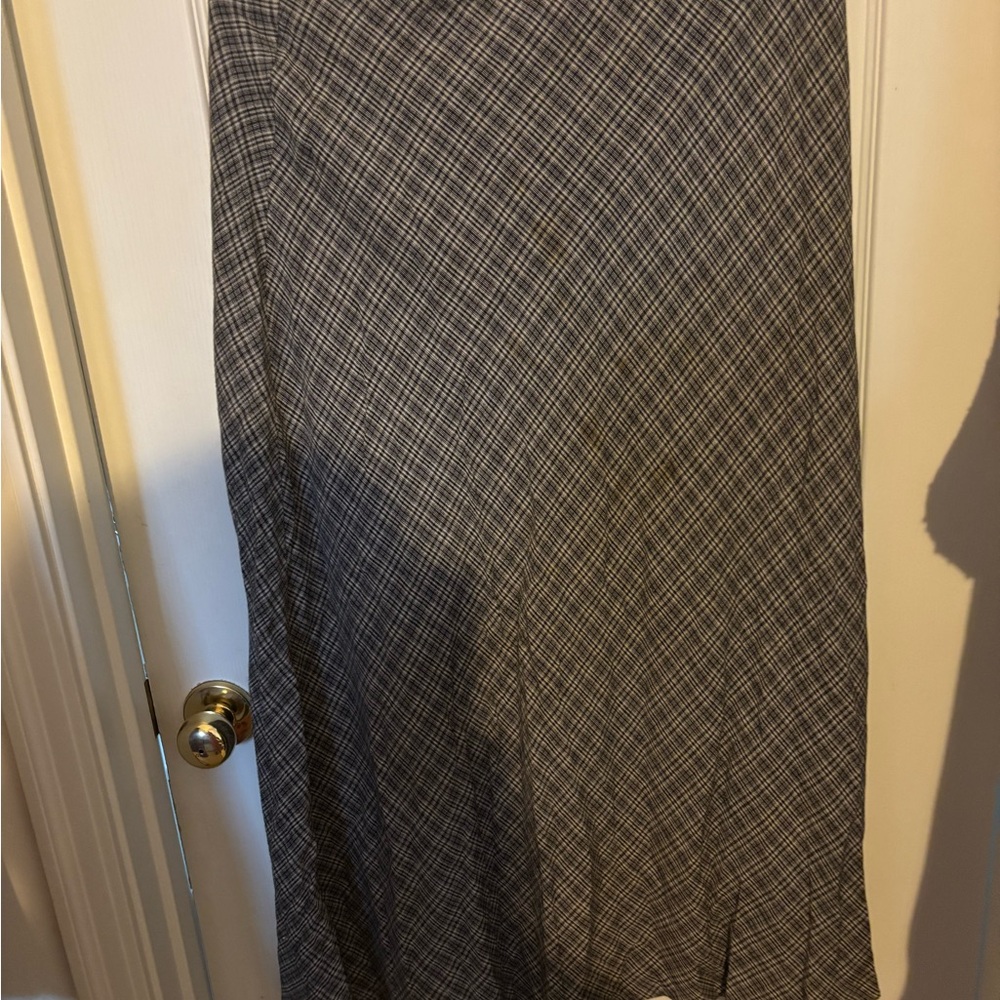 Elegant Ivory/Black Plaid Women's Skirt